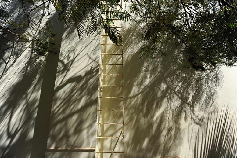 Gáti György: Létra - Hurghadában  /  Ladder in Hurghada, 2009